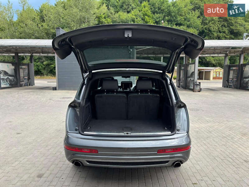 Позашляховик / Кросовер Audi Q7 2014 в Тячеві