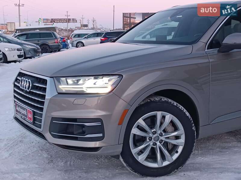 Внедорожник / Кроссовер Audi Q7 2017 в Львове