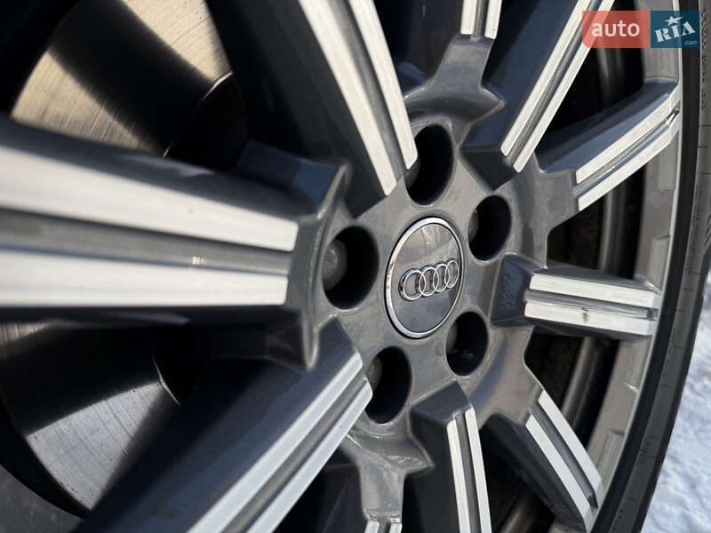 Внедорожник / Кроссовер Audi Q7 2018 в Коломые фото 16 Внедорожник / Кроссовер Audi Q7 2018 в Коломые