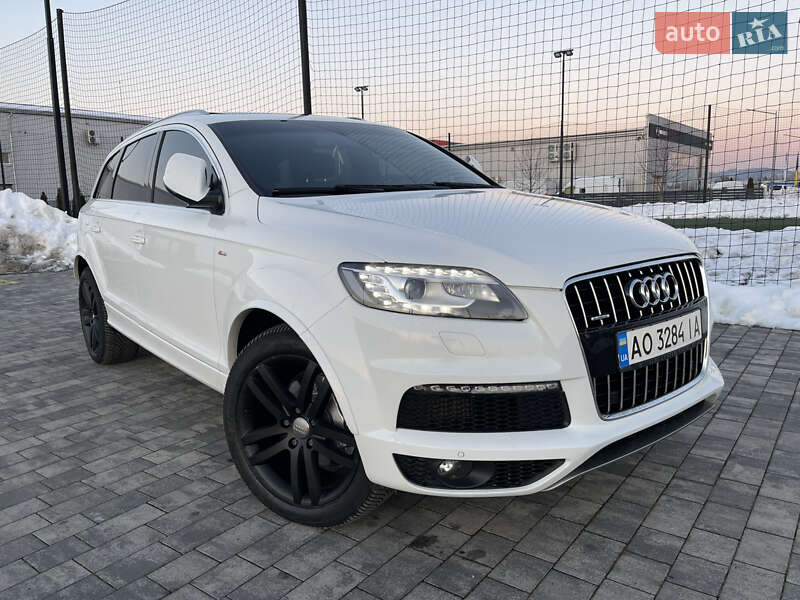 Внедорожник / Кроссовер Audi Q7 2012 в Мукачево