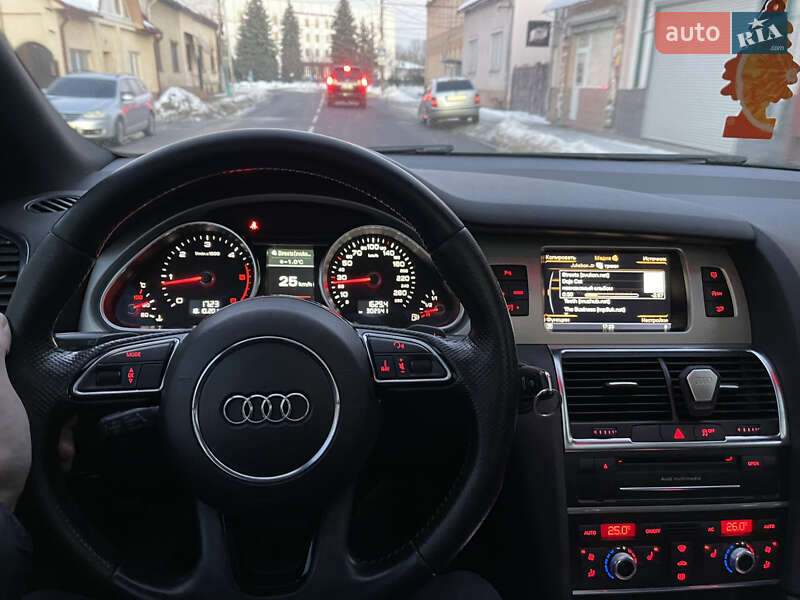 Внедорожник / Кроссовер Audi Q7 2012 в Мукачево