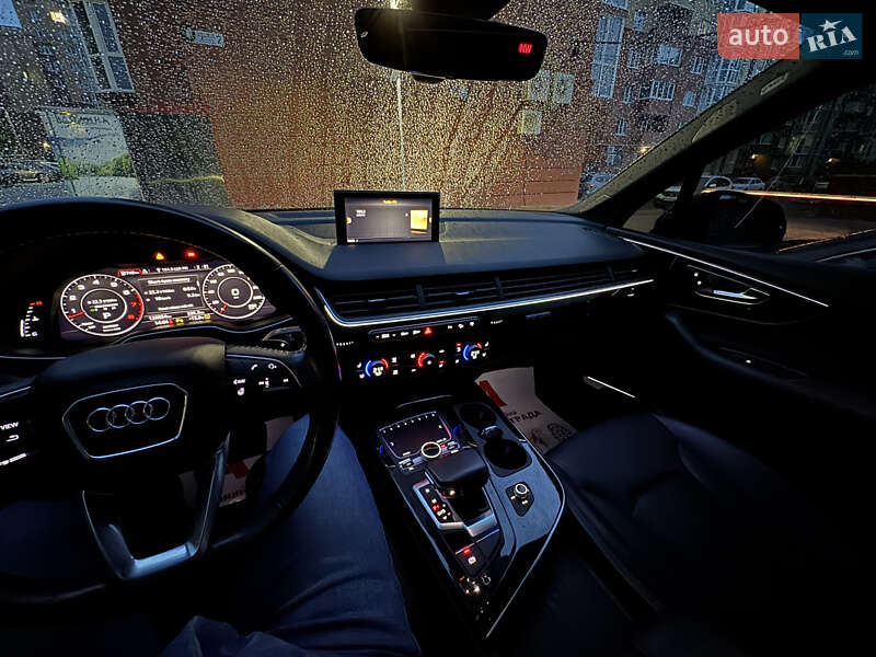 Внедорожник / Кроссовер Audi Q7 2017 в Тернополе