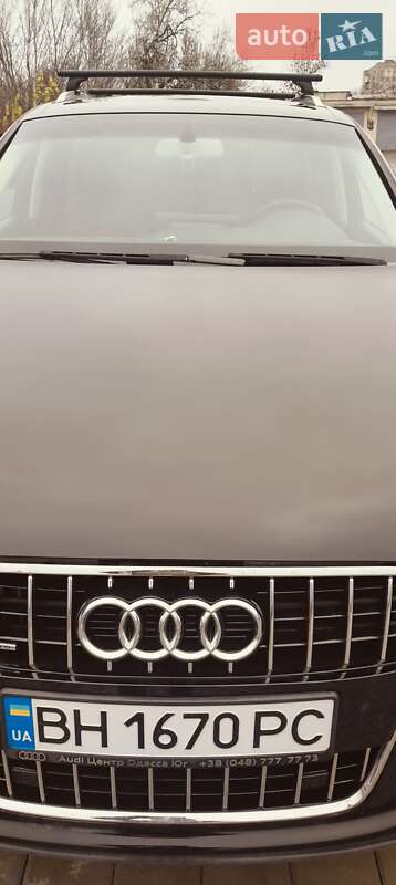 Внедорожник / Кроссовер Audi Q7 2015 в Новоднестровске