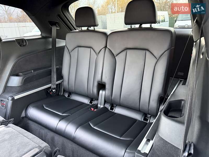 Внедорожник / Кроссовер Audi Q7 2019 в Ковеле