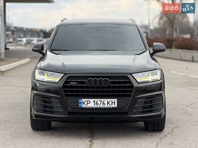 Внедорожник / Кроссовер Audi Q7 2016 в Запорожье