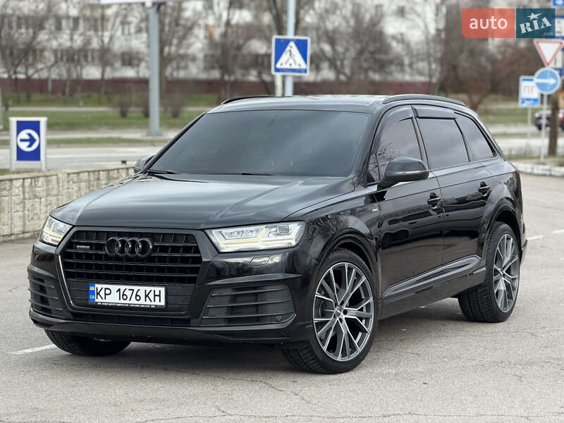 Внедорожник / Кроссовер Audi Q7 2016 в Запорожье