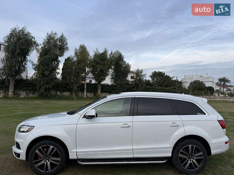 Позашляховик / Кросовер Audi Q7 2014 в Самборі