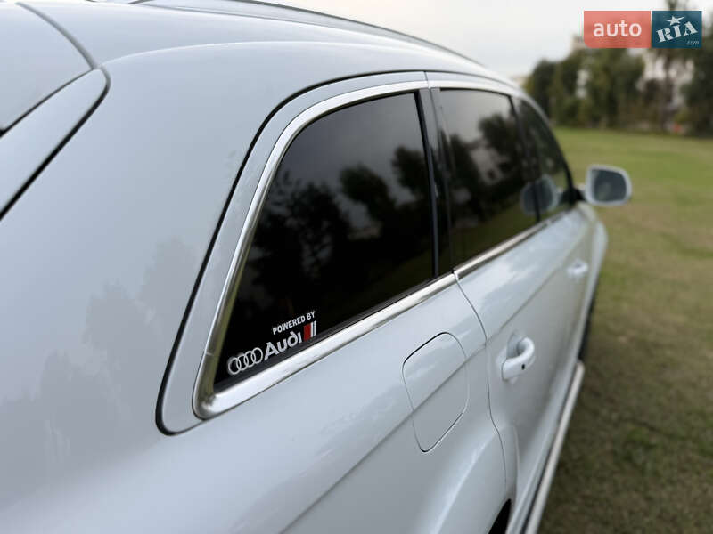 Позашляховик / Кросовер Audi Q7 2014 в Самборі