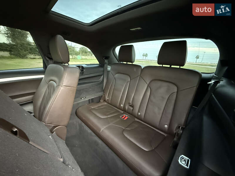 Позашляховик / Кросовер Audi Q7 2014 в Самборі