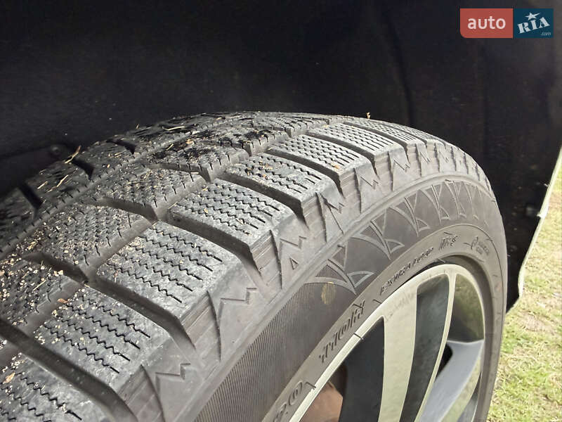 Позашляховик / Кросовер Audi Q7 2014 в Самборі