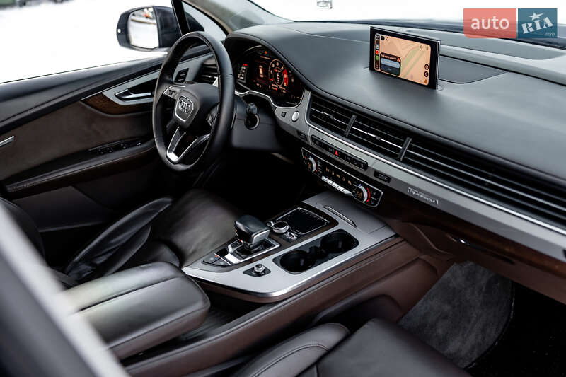 Внедорожник / Кроссовер Audi Q7 2016 в Житомире