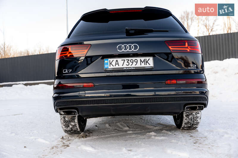 Внедорожник / Кроссовер Audi Q7 2016 в Житомире