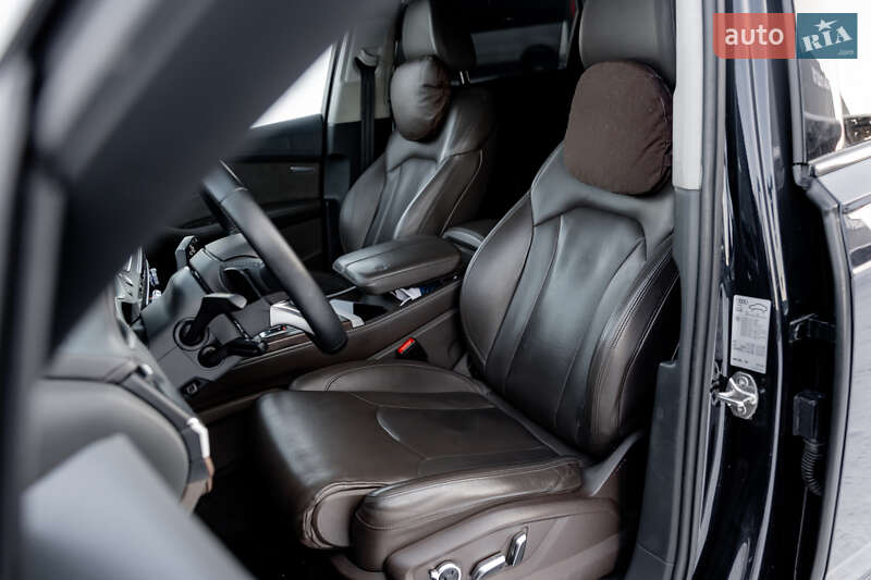 Внедорожник / Кроссовер Audi Q7 2016 в Житомире