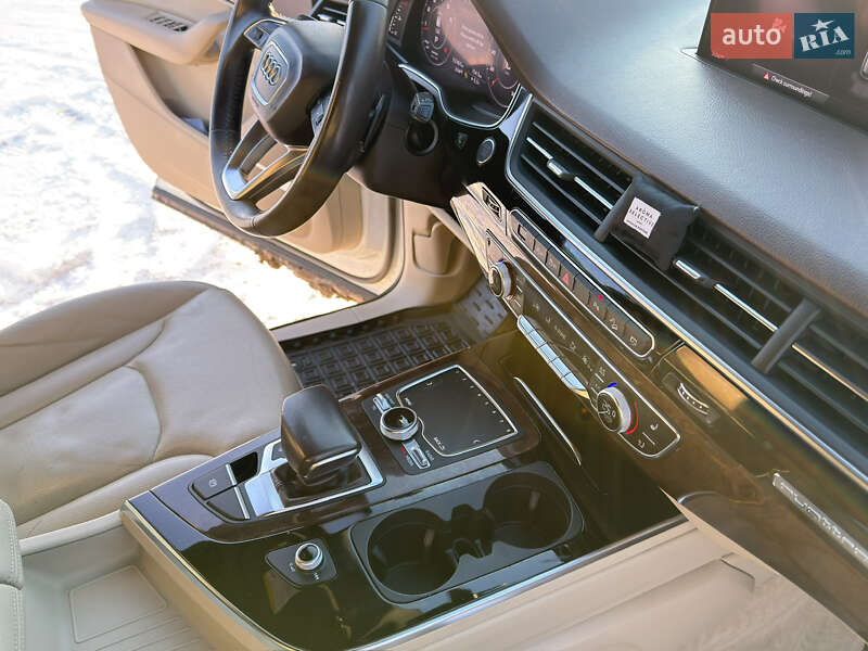 Внедорожник / Кроссовер Audi Q7 2017 в Каменском фото 28 Внедорожник / Кроссовер Audi Q7 2017 в Каменском