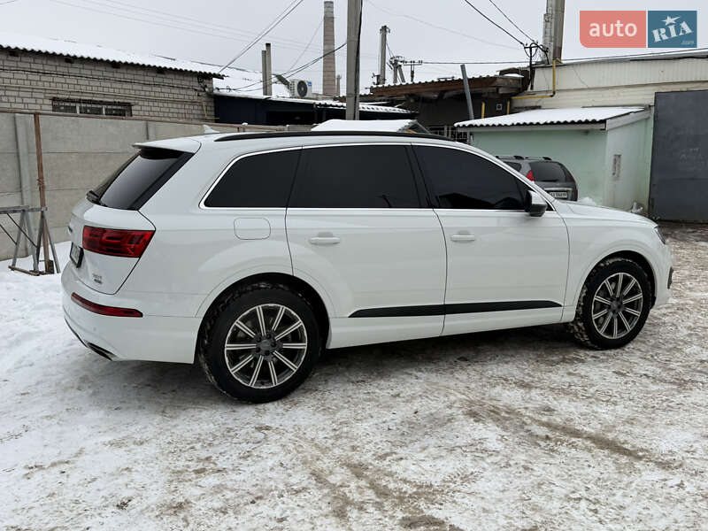 Внедорожник / Кроссовер Audi Q7 2017 в Харькове фото 5 Внедорожник / Кроссовер Audi Q7 2017 в Харькове