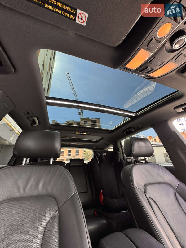 Внедорожник / Кроссовер Audi Q7 2013 в Черновцах
