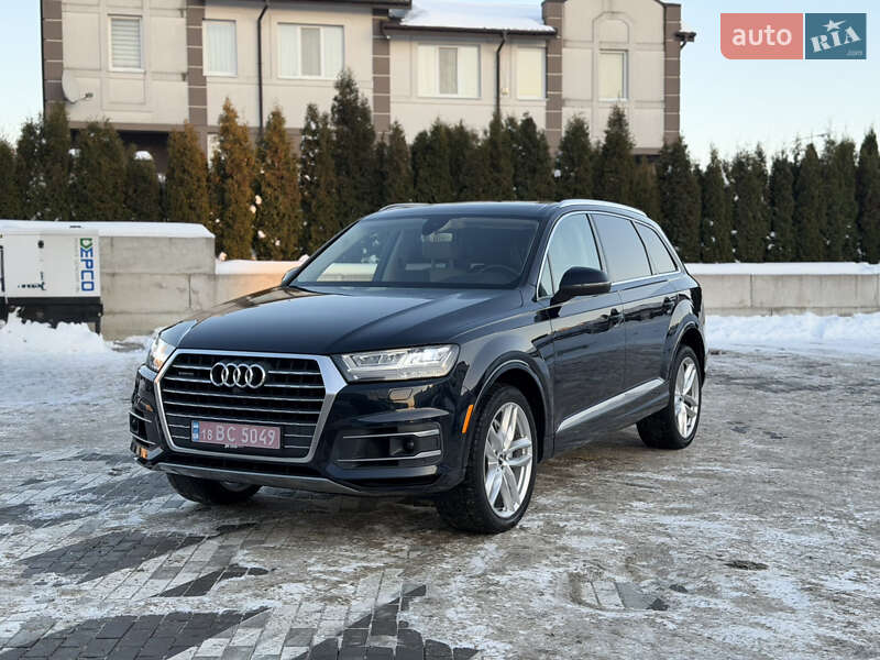 Внедорожник / Кроссовер Audi Q7 2016 в Киеве