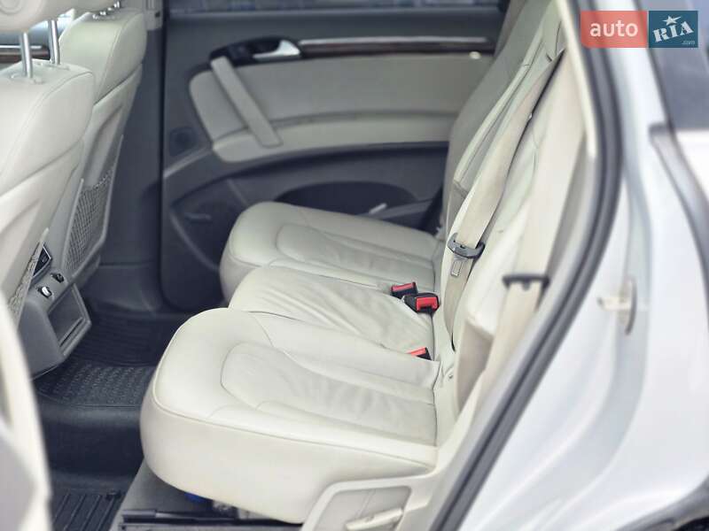 Позашляховик / Кросовер Audi Q7 2014 в Києві фото 9 Позашляховик / Кросовер Audi Q7 2014 в Києві