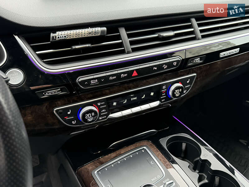 Внедорожник / Кроссовер Audi Q7 2016 в Хмельницком фото 24 Внедорожник / Кроссовер Audi Q7 2016 в Хмельницком