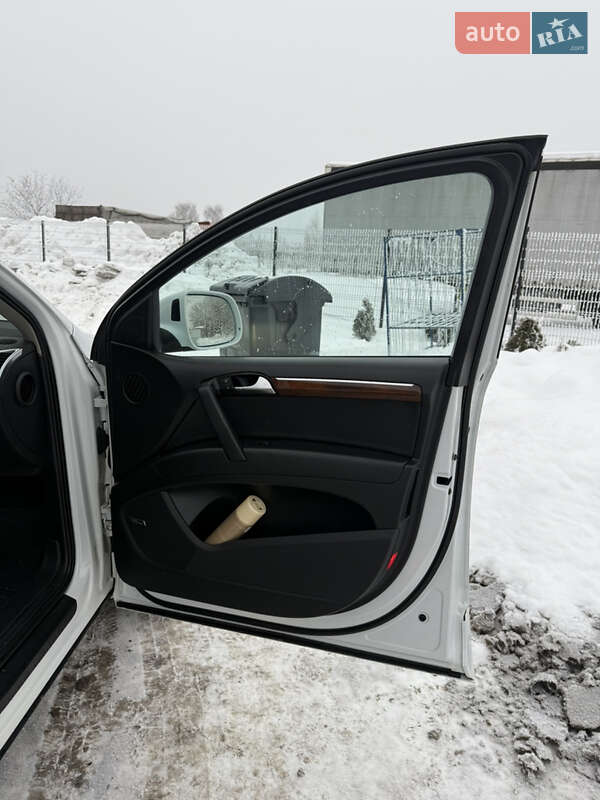 Внедорожник / Кроссовер Audi Q7 2013 в Тернополе фото 23 Внедорожник / Кроссовер Audi Q7 2013 в Тернополе