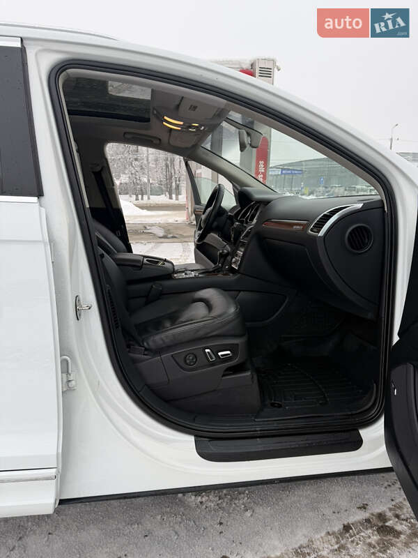 Внедорожник / Кроссовер Audi Q7 2013 в Тернополе фото 24 Внедорожник / Кроссовер Audi Q7 2013 в Тернополе