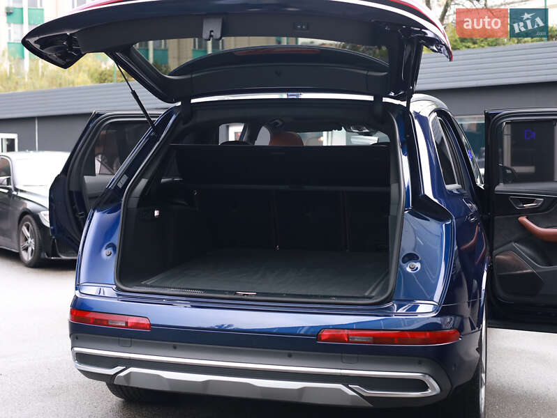 Внедорожник / Кроссовер Audi Q7 2020 в Киеве фото 5 Внедорожник / Кроссовер Audi Q7 2020 в Киеве