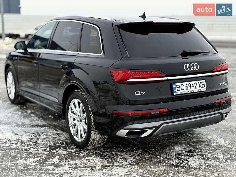 Позашляховик / Кросовер Audi Q7 2022 в Львові