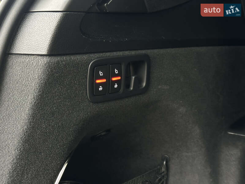 Внедорожник / Кроссовер Audi Q7 2017 в Сарнах