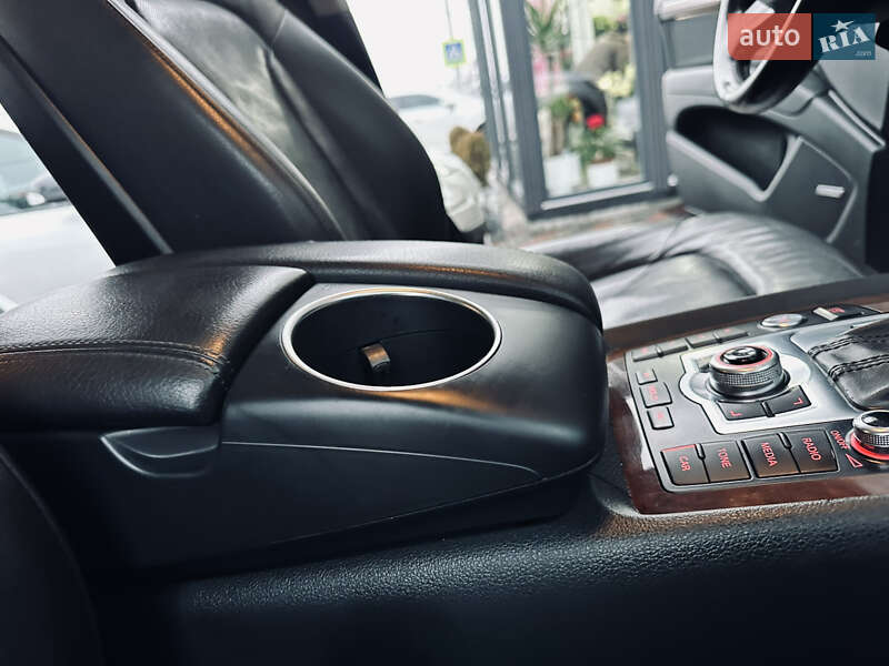 Внедорожник / Кроссовер Audi Q7 2012 в Тячеве фото 25 Внедорожник / Кроссовер Audi Q7 2012 в Тячеве