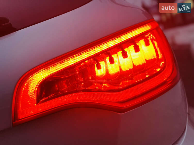 Внедорожник / Кроссовер Audi Q7 2012 в Тячеве фото 67 Внедорожник / Кроссовер Audi Q7 2012 в Тячеве