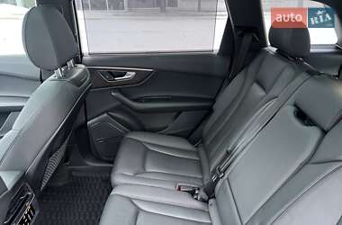 Позашляховик / Кросовер Audi Q7 2020 в Сумах
