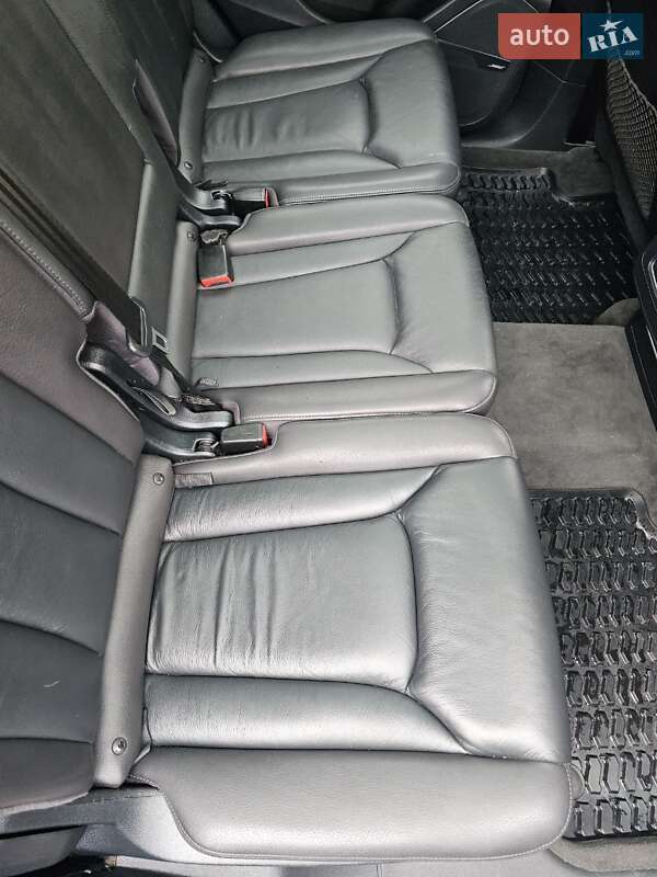 Внедорожник / Кроссовер Audi Q7 2015 в Ковеле