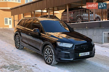 Внедорожник / Кроссовер Audi Q7 2017 в Белой Церкви