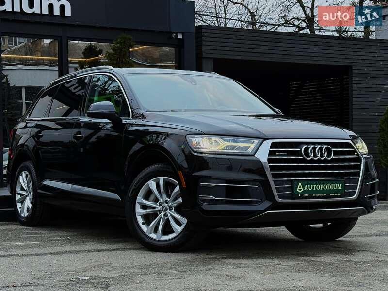 Позашляховик / Кросовер Audi Q7 2018 в Києві