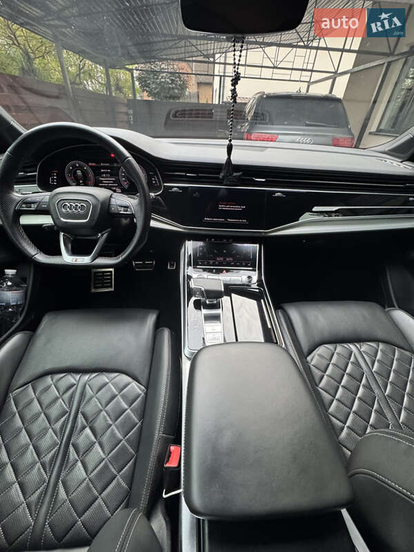 Внедорожник / Кроссовер Audi Q7 2020 в Киеве