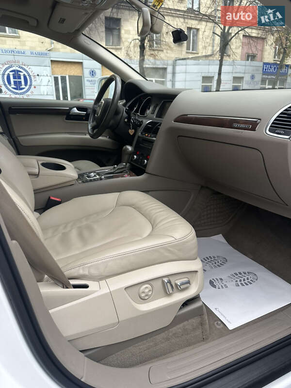 Позашляховик / Кросовер Audi Q7 2011 в Одесі фото 12 Позашляховик / Кросовер Audi Q7 2011 в Одесі