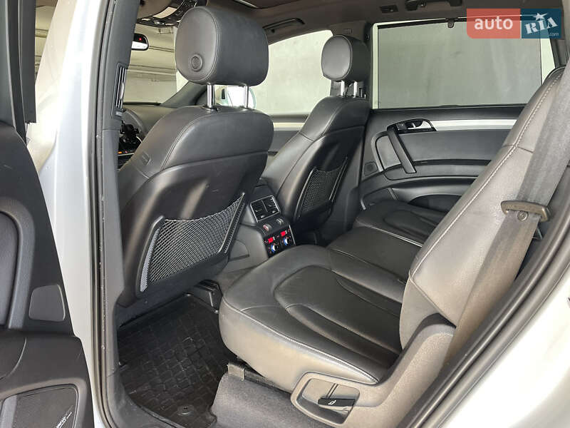 Позашляховик / Кросовер Audi Q7 2012 в Києві фото 31 Позашляховик / Кросовер Audi Q7 2012 в Києві