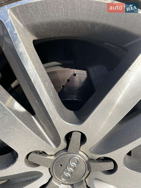 Позашляховик / Кросовер Audi Q7 2012 в Києві фото 62 Позашляховик / Кросовер Audi Q7 2012 в Києві