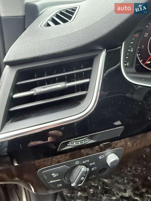 Внедорожник / Кроссовер Audi Q7 2017 в Львове