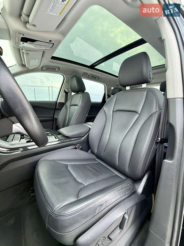 Позашляховик / Кросовер Audi Q7 2020 в Києві