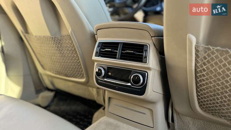 Позашляховик / Кросовер Audi Q7 2016 в Києві фото 19 Позашляховик / Кросовер Audi Q7 2016 в Києві