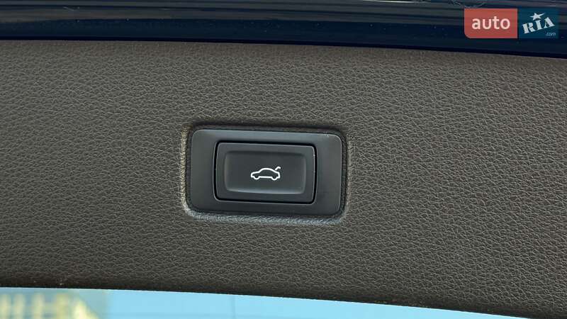 Позашляховик / Кросовер Audi Q7 2016 в Києві фото 38 Позашляховик / Кросовер Audi Q7 2016 в Києві