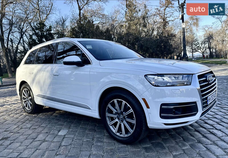 Позашляховик / Кросовер Audi Q7 2019 в Одесі фото 5 Позашляховик / Кросовер Audi Q7 2019 в Одесі