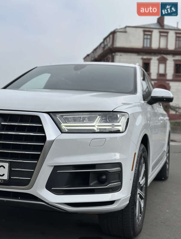Позашляховик / Кросовер Audi Q7 2019 в Одесі фото 15 Позашляховик / Кросовер Audi Q7 2019 в Одесі