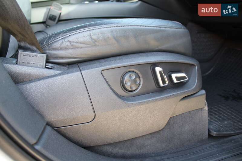 Позашляховик / Кросовер Audi Q7 2011 в Івано-Франківську