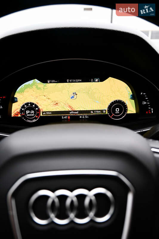 Внедорожник / Кроссовер Audi Q7 2017 в Луцке