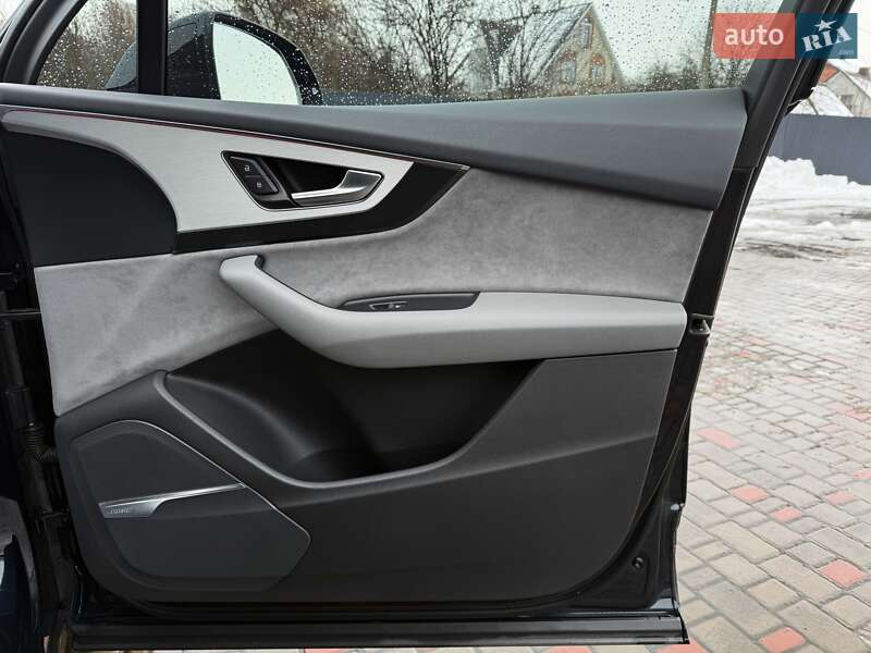 Позашляховик / Кросовер Audi Q7 2016 в Луцьку фото 95 Позашляховик / Кросовер Audi Q7 2016 в Луцьку