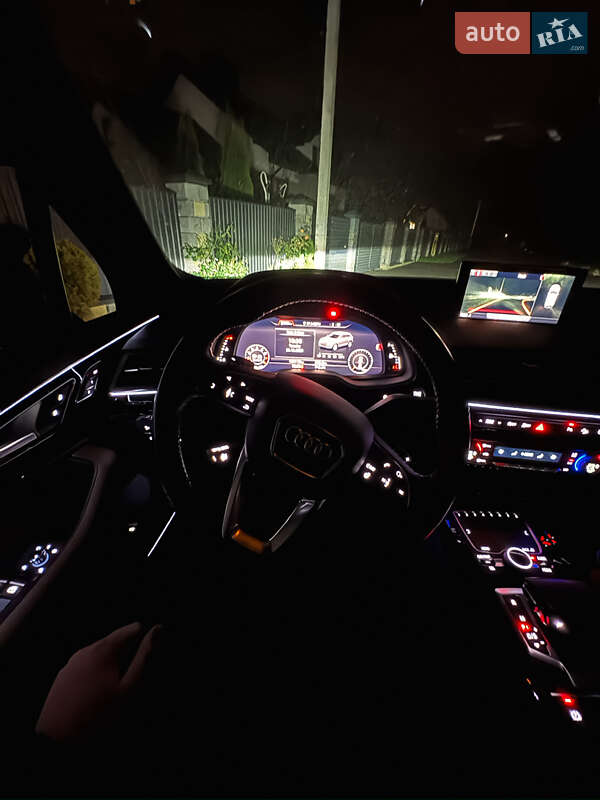 Внедорожник / Кроссовер Audi Q7 2017 в Луцке