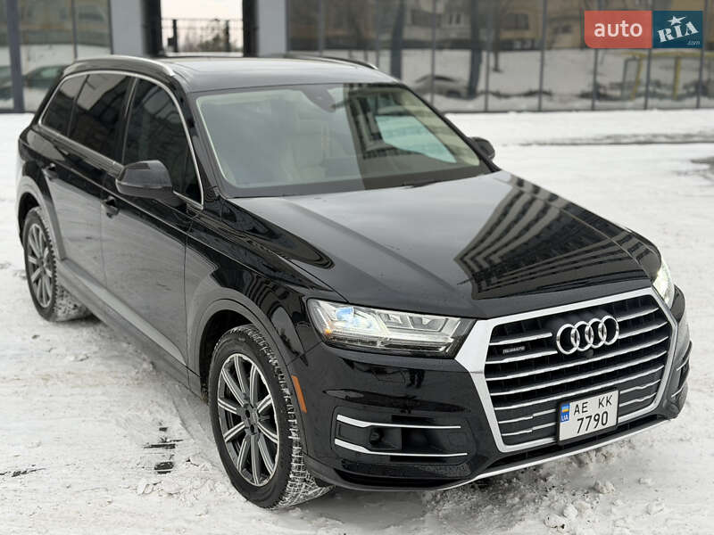 Audi Q7 2016