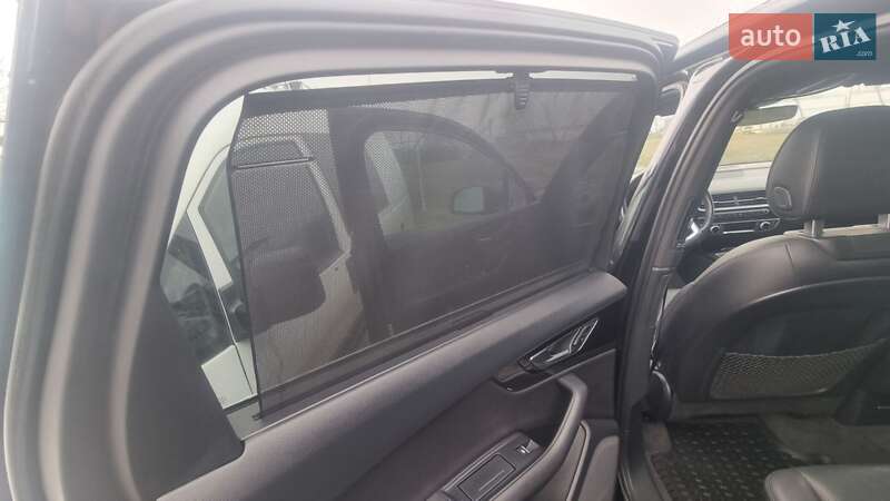 Позашляховик / Кросовер Audi Q7 2017 в Тернополі